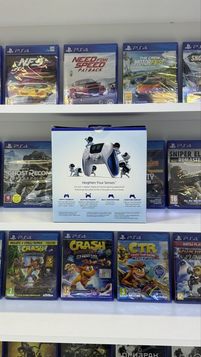 Лимитированный контроллер DualSense Astro Bot Limited Edition для PS5