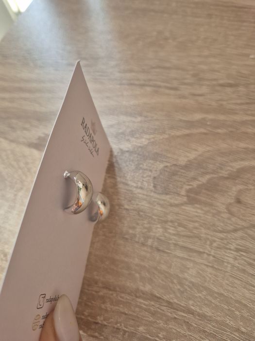 Обеци на бранда Radapola