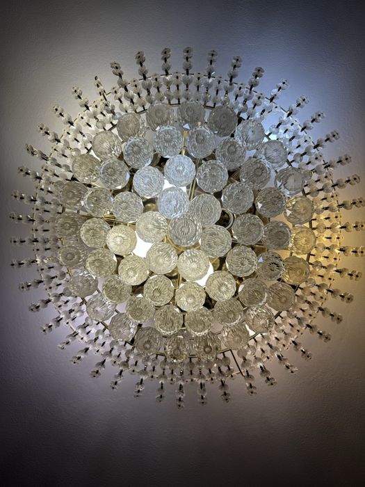 Люстра потолочная