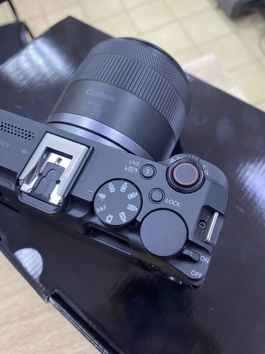 Фотоаппарат Canon EOS R50v (Ос14Б)