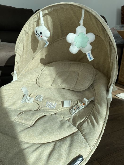 CHIPOLINO Електрическа бебешка люлка - шезлонг ЙОГА ЛАТЕ