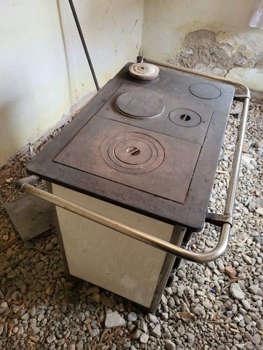 Печка на дърва и ток Металургия