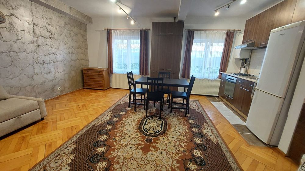 Inchiriez Apartament 3 camere