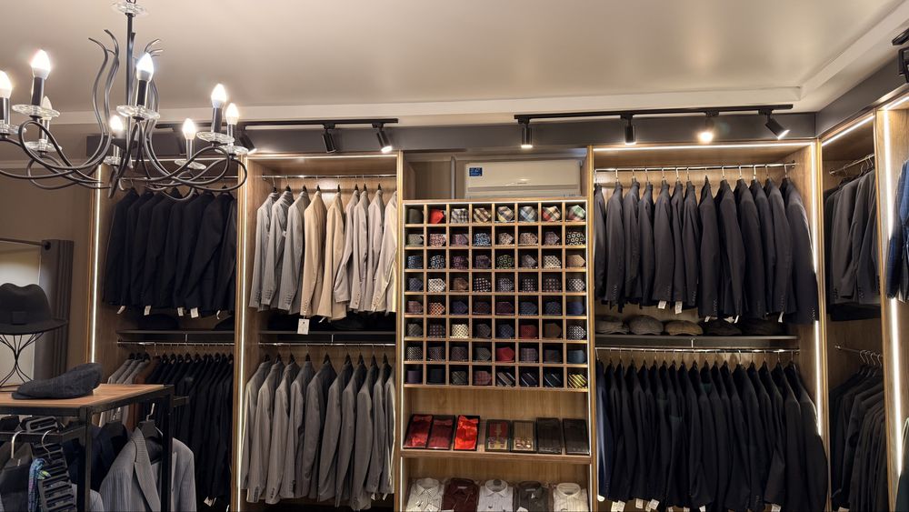 Мебель для магащина одежды