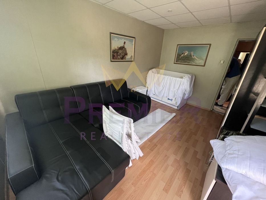 Дава се под наем Четиристаен апартамент в Варна, Аспарухово - 130 кв.м за 612 € - Снимка #9