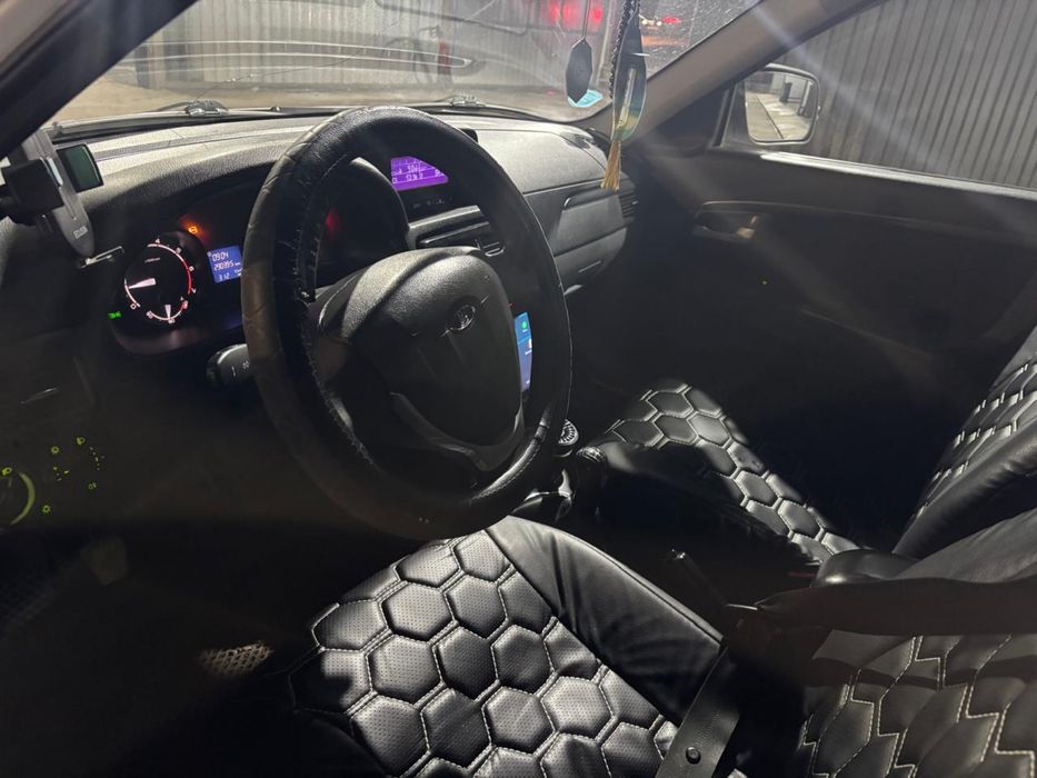 Продам машину Ваз 2170 Приора