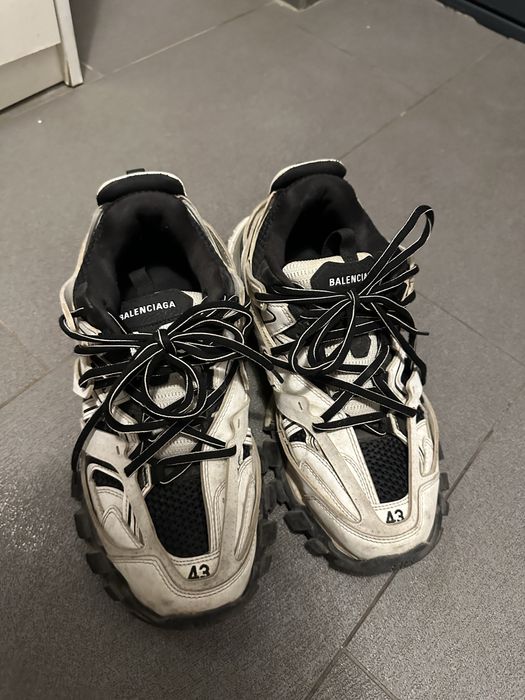 Balenciaga negru si alb