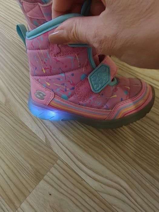 Ghete fete mari 22 Sketchers