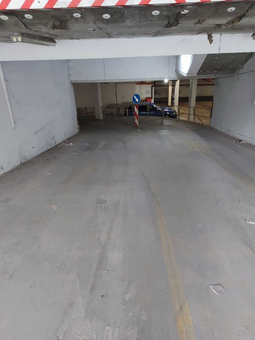 Дава се под наем Гараж / Паркомясто в Варна, Автогара - 18 кв.м за 99.45 € - Снимка #1