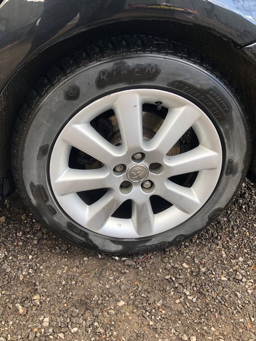 НА ЧАСТИ Тойота Авенсис  2004г 2.0D4D 116кс. НА ЧАСТИ