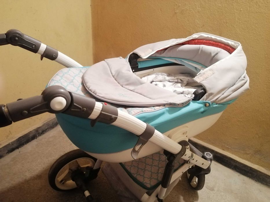 Бебешкa количкa Chipolino Nina