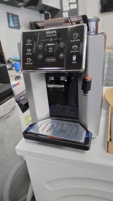 Нова Кафемашина-автомат Krups Sensation 15 bar 1450 W Ristretto