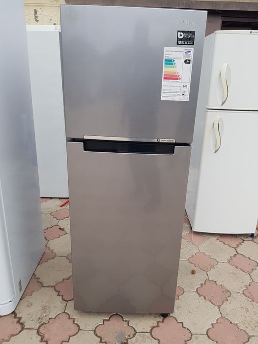 Продаётся холодильник Samsung