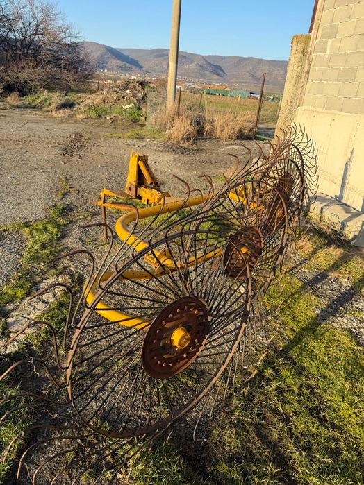 Сеносъбирач 4 слънца