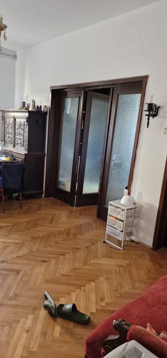Vand apartament central