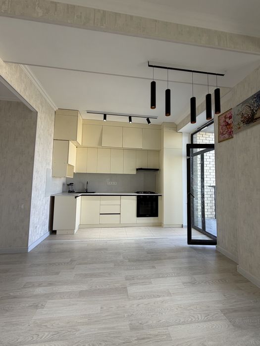 Продается 2х ком квартира Куйлюк массив-5 Новостройка 50м2