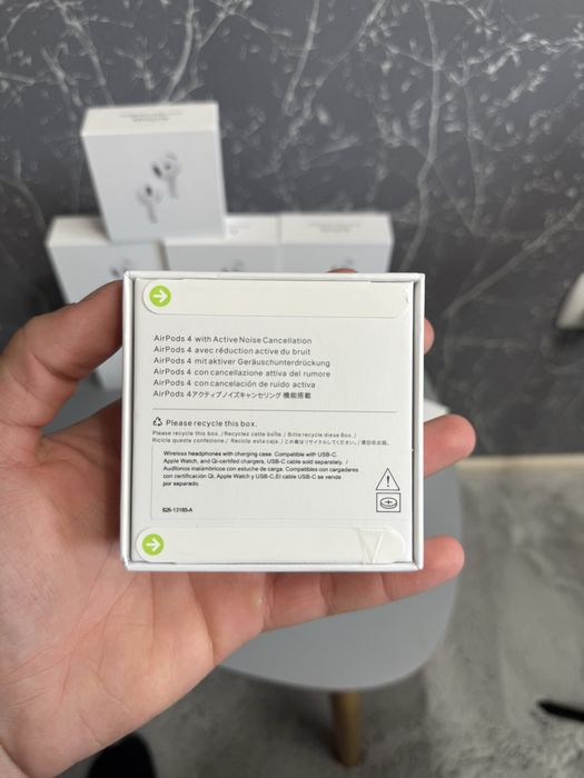 AirPods gen 4 ANC top