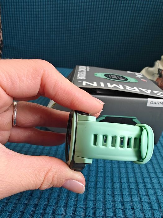 Vând ceas Garmin Instinct 2S Solar