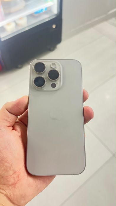 iPhone 15 pro 128