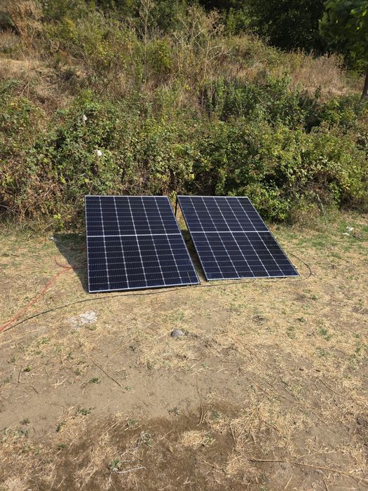 Малка фотоволтаична хибридна система 2000w