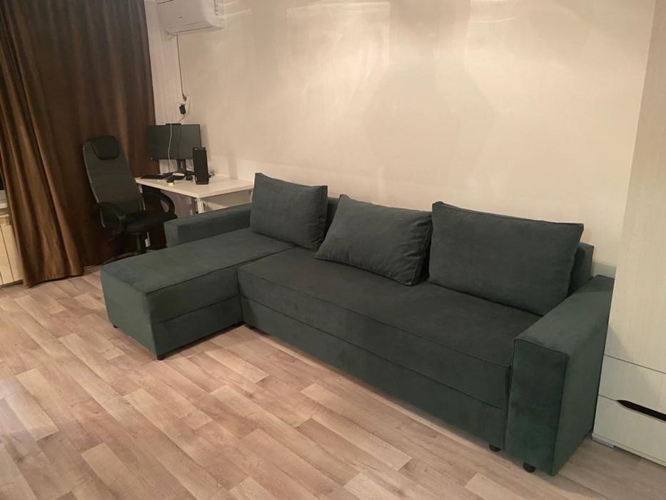 Продам диван 3.1 метра