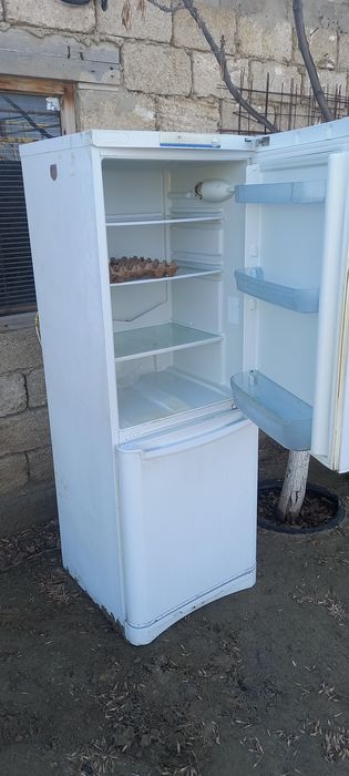 Холодилник на завчасть