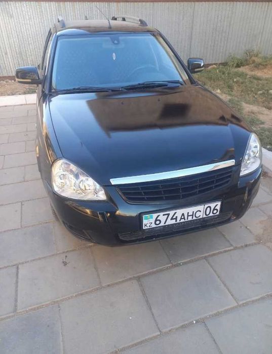 Көлік сатылады приора универсал