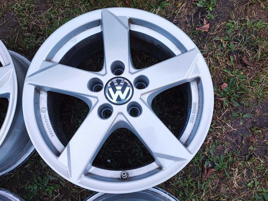 VW/Фолксваген; 4 бр. лети джанти - 16 цола 5x112