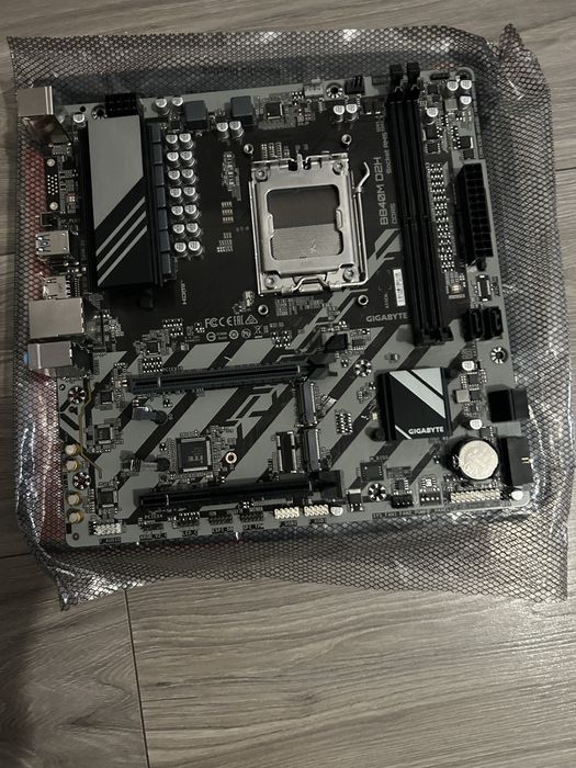 Placa de baza B840m d2h - defecta