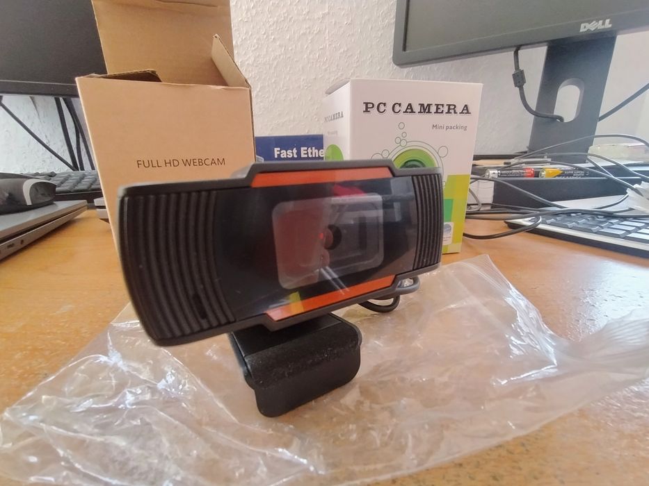 Уеб камера с HD резолюция