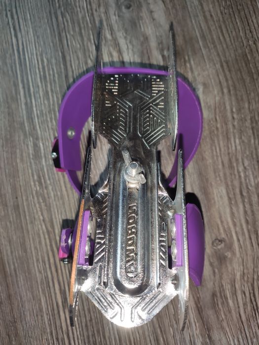 Продам фигурные коньки