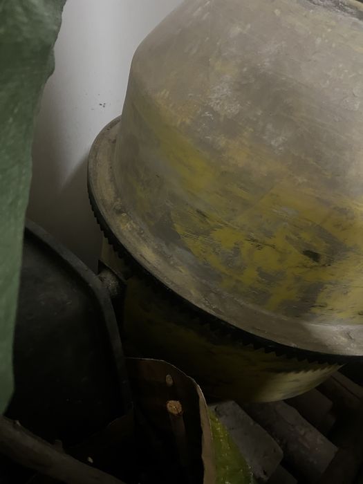 Бетономешалка сотилади