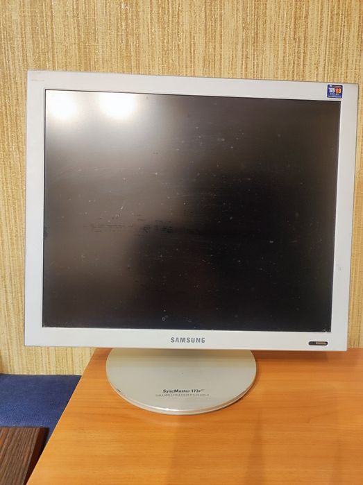Монитор Samsung Sync Master 173P