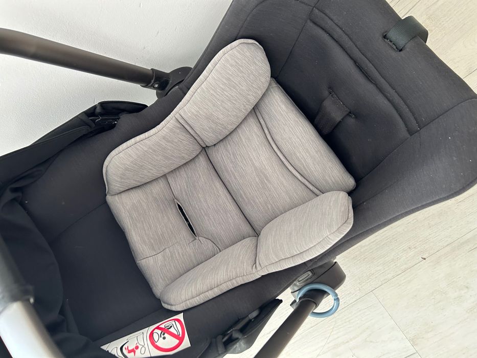 Столче Nuna PIPA с Isofix база