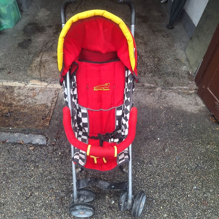 Продавам Детски Колички за  Бутане във много добро Състояние