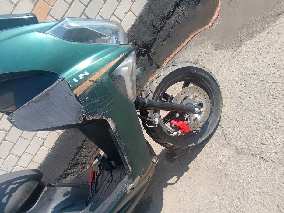 Мопед в хорошем состоянии