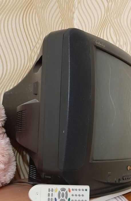 Продам телевизор