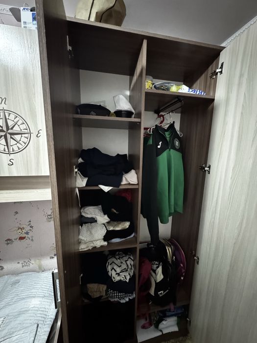 Продам спальный комплект