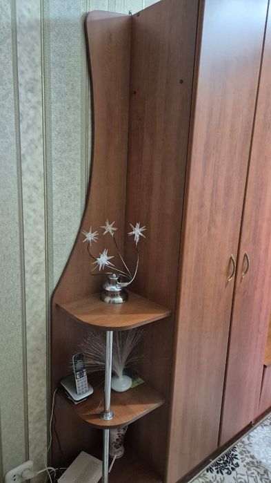 Продам мебель в прихожую.