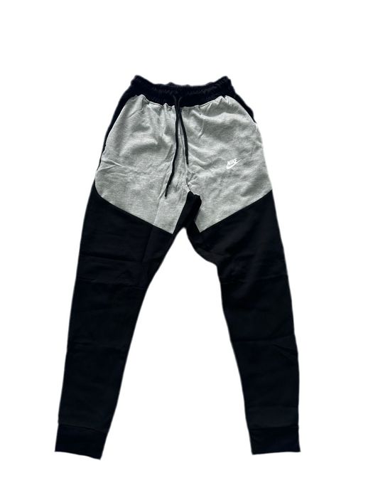 Trening Nike Tech Fleece
