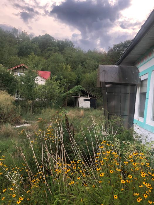 Vand casa cu 3 camere, comuna Icoana, sat Ursoaia