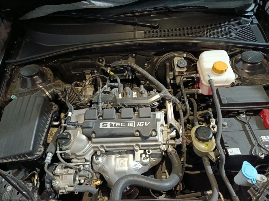 Gentra 2023 yangi holatda 1300km