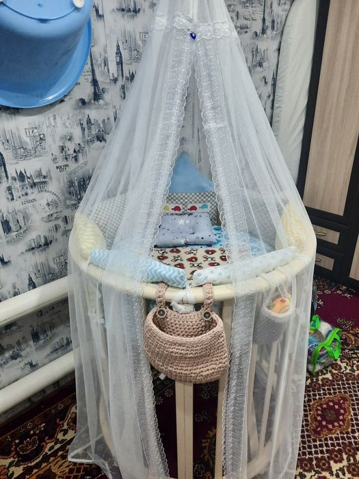 Продам детскую кроватку