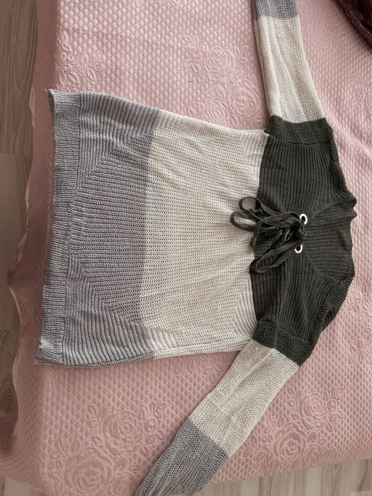 Продавам блузи с размер 10лв