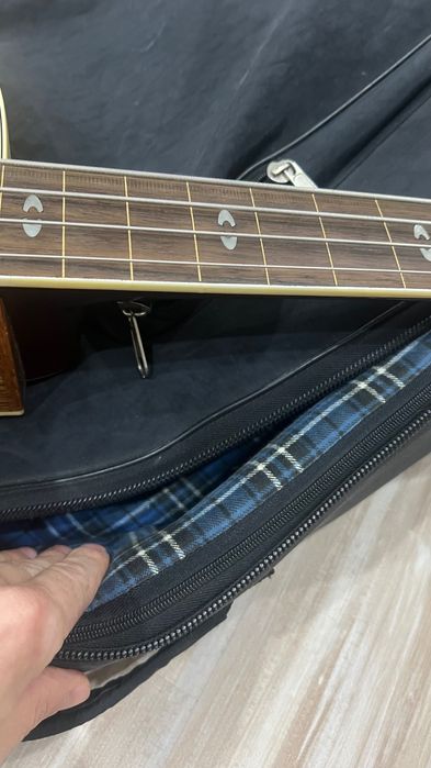 Акустическая бас гитара Hohner EAB65 безладовая