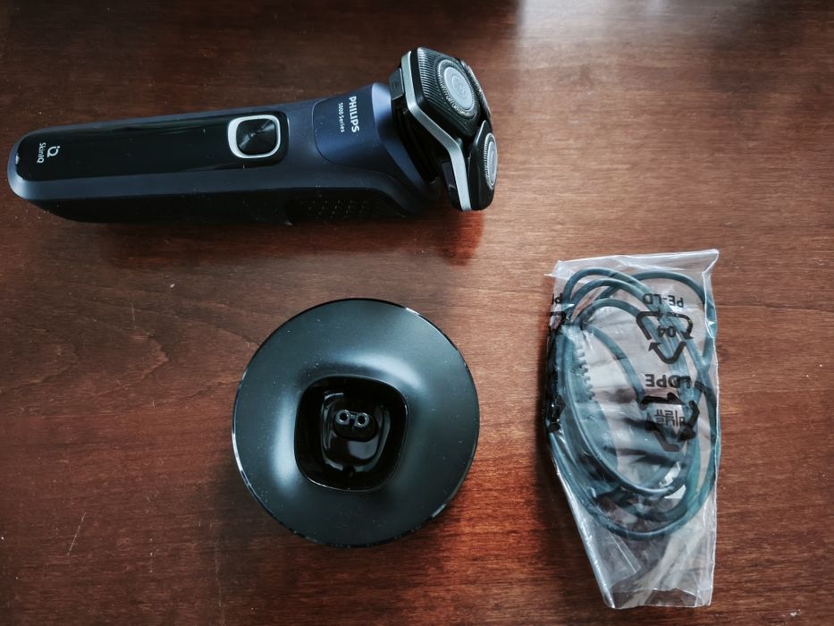 Aparat de bărbierit Philips Shaver seria 5000
