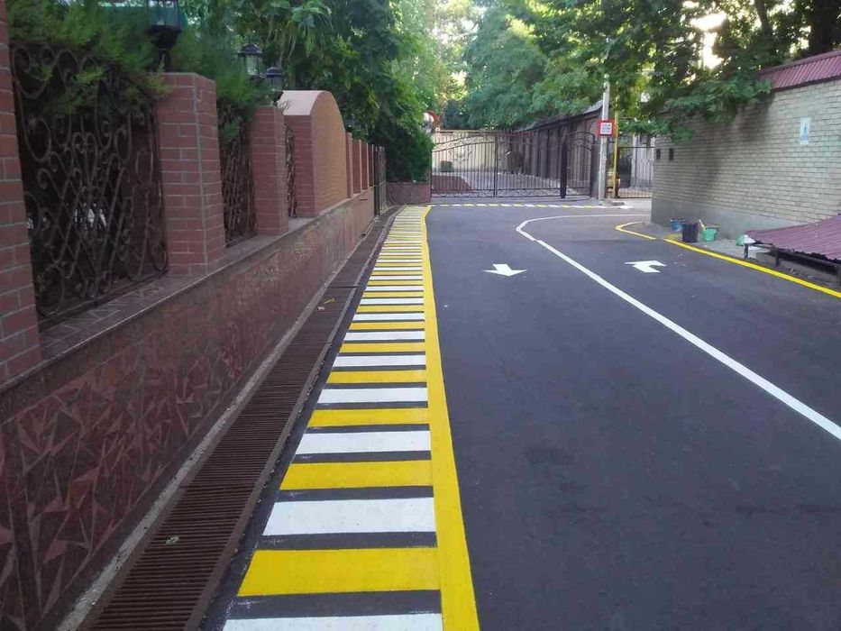 Дорожная разметка краской и термопластиком  Razmetka