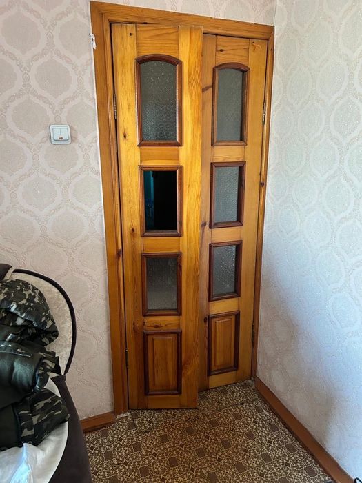 Продам межкомнатные двери