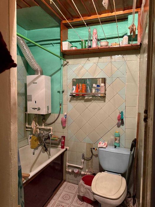 Продается 2/1/2 58 военный городок