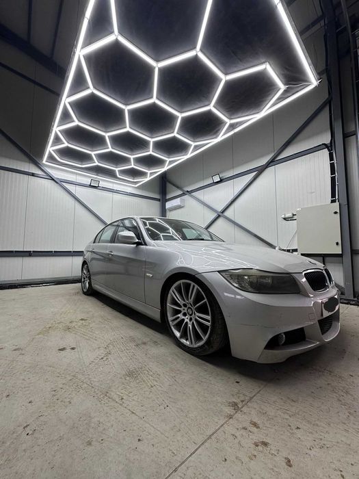 Dezmembrez BMW Seria 3 E90 LCI